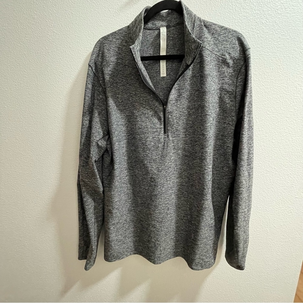 Mens lululemon quarter zip pull over long sleeve shirt
